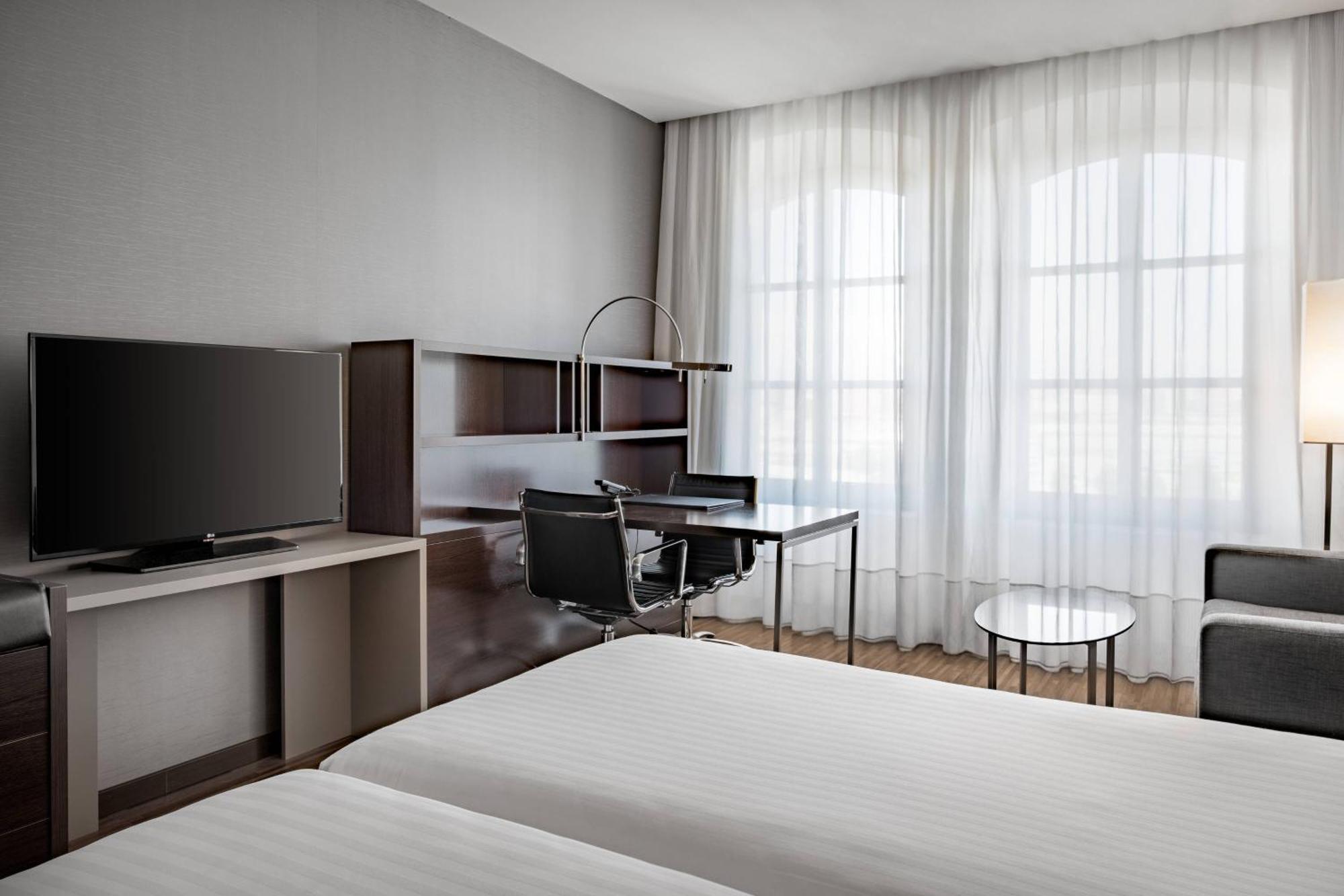 Hotel Ac By Marriott Turijn